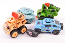 Set 4 vehiculos de guerra con bomba (2).jpg